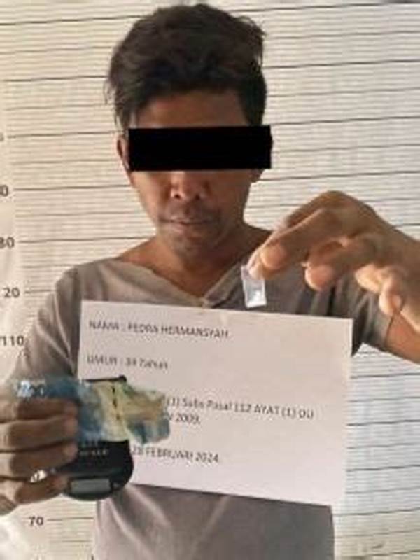 Duduk Di Ruang Tamu, Dua Pengedar Sabu Diciduk Polsek Perbaungan